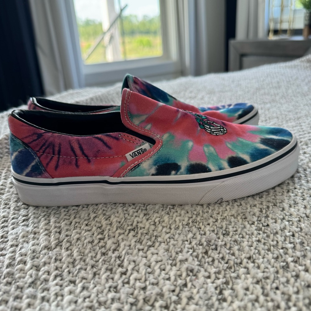Sz 8 Van’s Skeleton Rose Tie Dye Slip-on - Picture 3 of 8